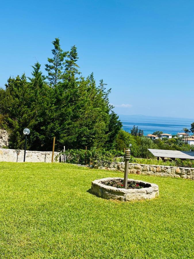 Detached Villa With Sea View Hanioti Eksteriør bilde